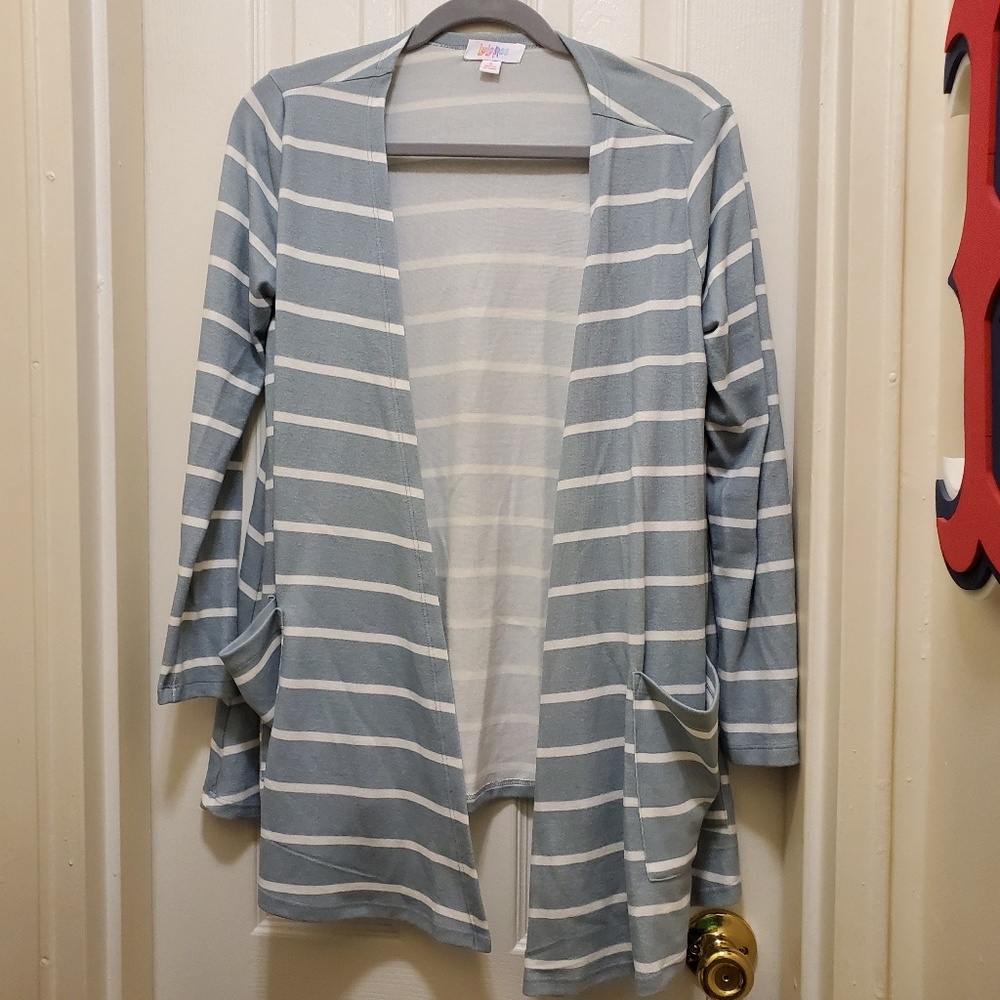 Small Lularoe Caroline cardigan